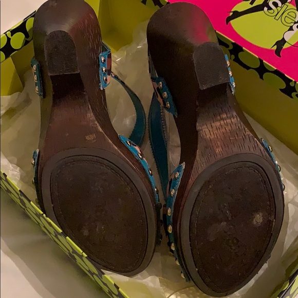 KENSIE leopard print sandals - Picture 2 of 3